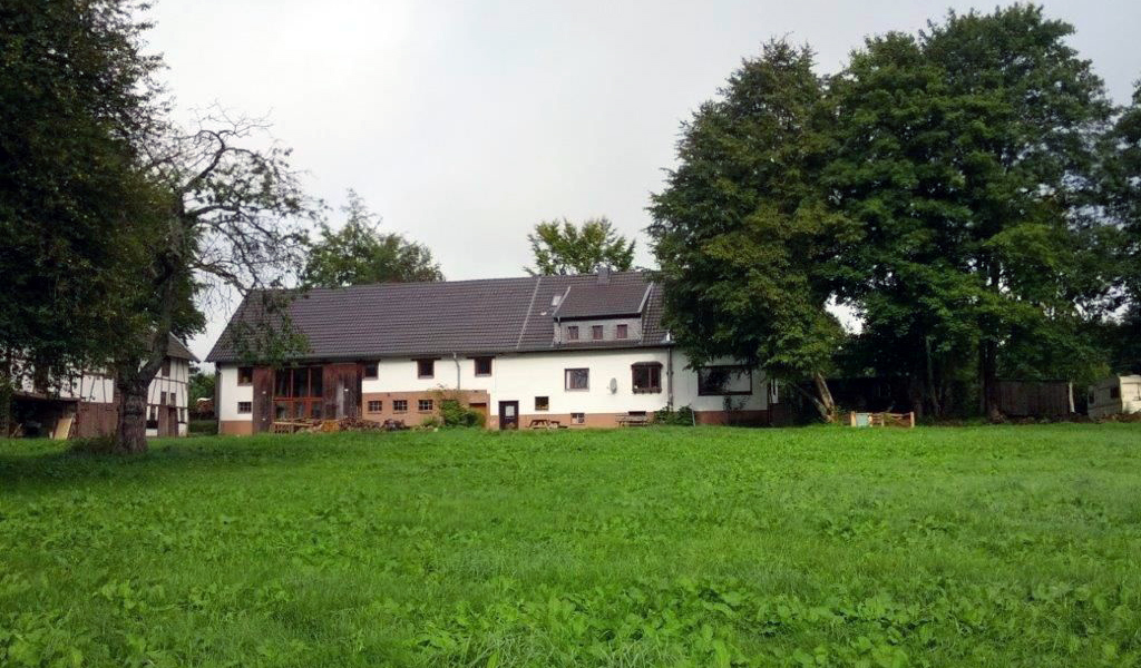 Der Heydehof in der Eifel: Familienfreundliche, naturnahe Unterkunft für Gruppen und Einzelreisende
